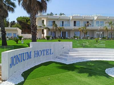 JONIUM Hotel Residence