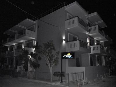 Vesperi Studios & Apartments