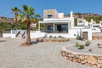 Villa AmberBlue Pefkos