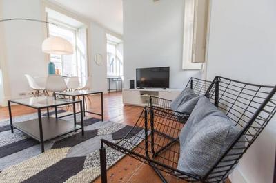 Quiet Charming Flat in Historic Alfama near Baixa