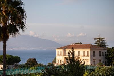 SorrentoVibes - Sorrento centre Home with amazing view terraces