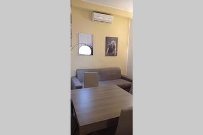 CASETTA GIULIA casa vacanza arredata Iglesias centro