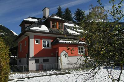 Villa Schnuck ــ Chalet mit Sauna in Bad Gastein