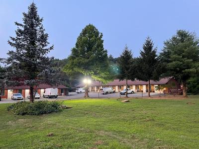 PINE VALLEY MOTEL