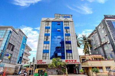 FabHotel Cozzy Inn - Tilak Nagar Main Road