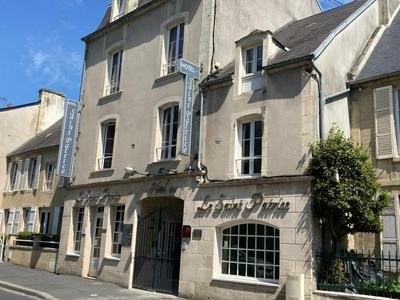 Saint Patrice Apartment Hotel