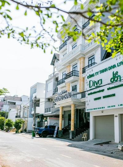 Duong Chau Boutique
