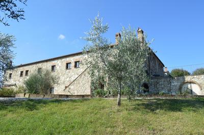 Holidays in Tuscany with private garden