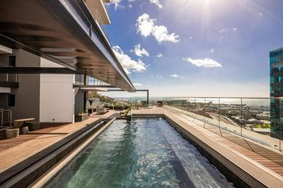 Outdoor pool Apartment Gym Bar