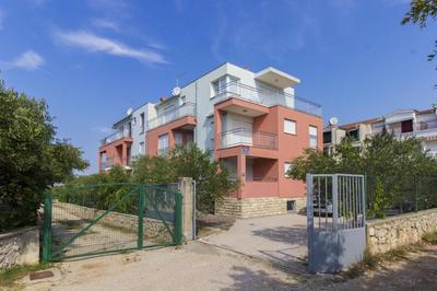 Apartments Lenija