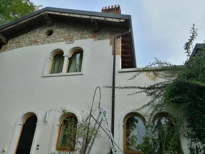 Camera principesca in villa con piscina termale