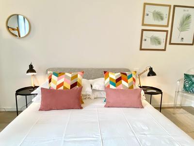 Fara Cinque Small Apartment