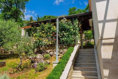 Holiday House - Old Olive