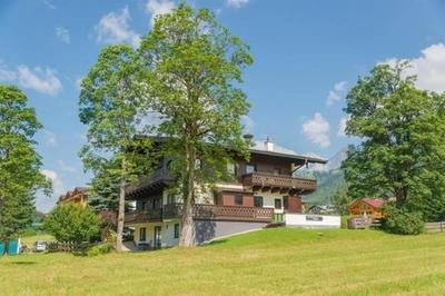 Soldanella 1 by Alpenidyll Apartments