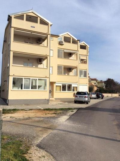 Benni Apartments 1