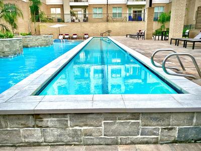Pristine Apt-King Bed-Access to 3 Las Vegas Pools!