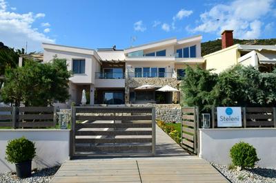 Steleni Seaside Apartments