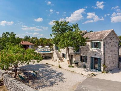 Villa Lugareva with 52 sqm private pool, 4 bedrooms, 4 bathrooms, summer kitchen, traditional environment, playground