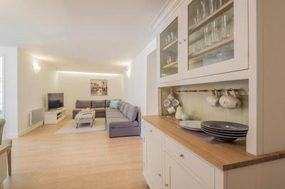Sunlight Properties - "Neptune" - Bright - Old Town - By sea