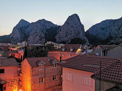 Modern flat in Omiš, with terrace and views, 80m²