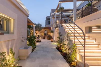 Inotropes Boutique Suites - Adults Only