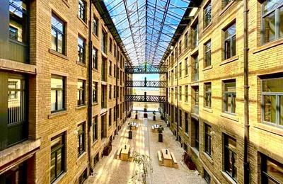 REFURBISHED MAY 2026 - EXCLUSIVE and MODERN Bradford City Centre- 85" Cinema TV