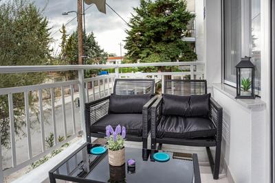 Kate's Modern 2 BR Apartment in Perea