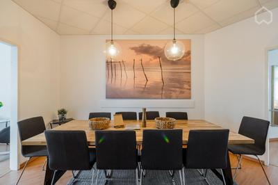 Spacious and modern furnished apartment for 10 guests