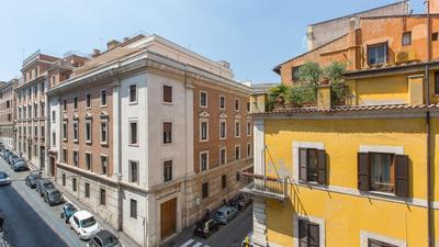 Monti Flat Rental in Rome