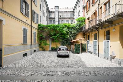 Stylish Milanese Studio - Via Cirillo