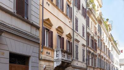 Gregoriana Luxury Rental in Rome