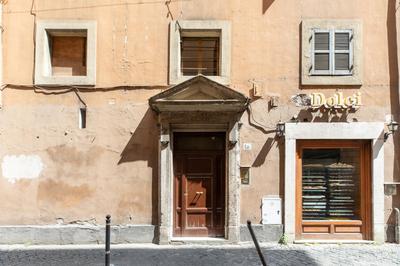 iFlat Art in the Heart of Rome
