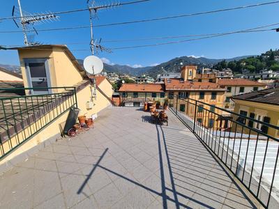 Una Finestra su Rapallo by PortofinoVacanze