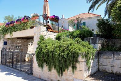 Villa Maruka