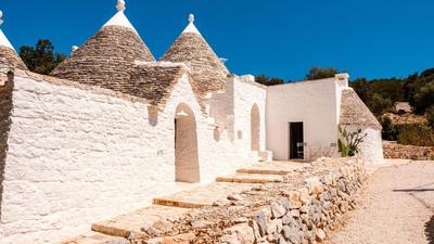 HelloAPULIA - Trulli di Nifra Panoramic Hill