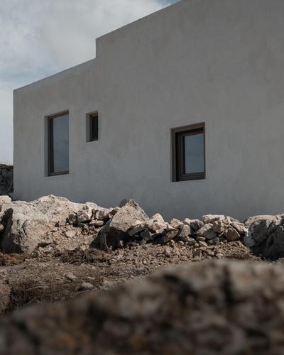 Santorini Sky, The Lodge