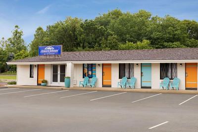 Dover Inn and Suites, Photo 2