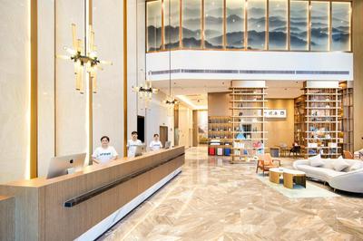 Atour Hotel Zhonghan North Station V-PARK