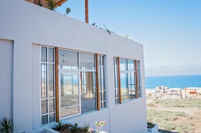 Topia Retreat- Sunset Suite