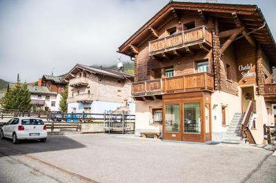 Chalet Sisters