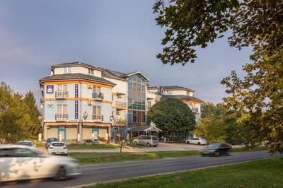 Kristály Hotel