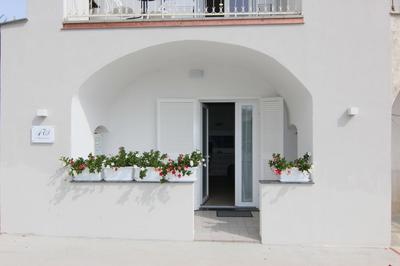 FOUR WHITE APARTMENTS