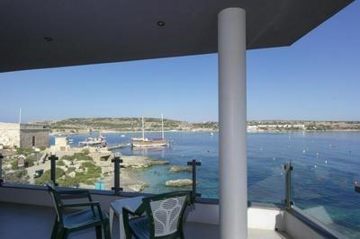 MEL 2 2BED seaview in Ghadira by Homely