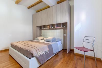 GuestHost - Broccaindosso Apartment Sant'Orsola Hospital Center