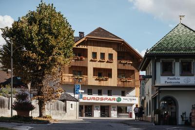 Alpine Chalet Sauter