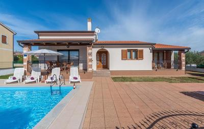 Villa Leonie with Private Pool