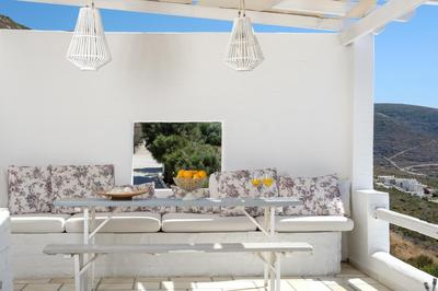 3 Paros All Season Villas