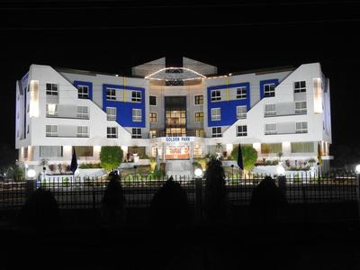 GOLDEN PARK HOTEL & RESORT