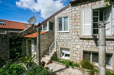 Villa Marini Dvori - with free parking