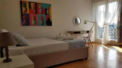Orange Apartment - Athens Center, 3 BD, 1.5 BATH